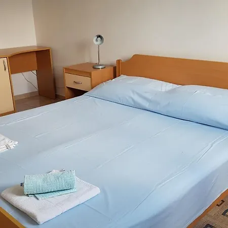 Jakov Apartamento *