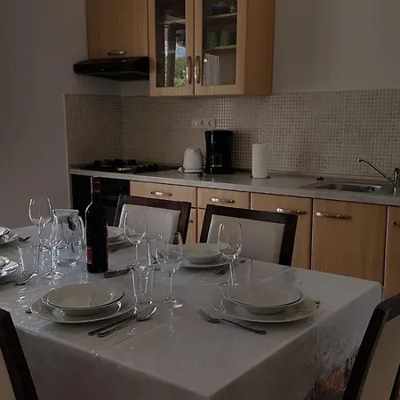 Jakov Apartamento *