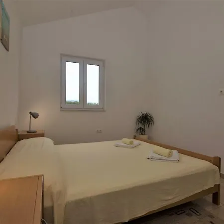Apartamento Jakov Basina