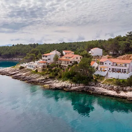 Jakov Apartamento